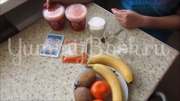 Сметанный десерт с фруктами - шаг 1