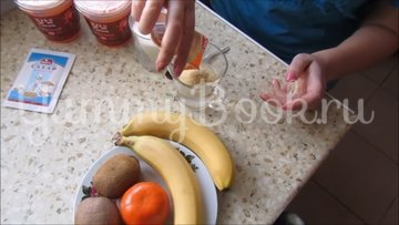 Сметанный десерт с фруктами - шаг 2