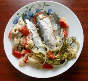 Салака, тушёная с овощами в фольге - шаг 10