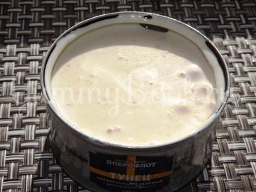 Салат с капустой и тунцом - шаг 7