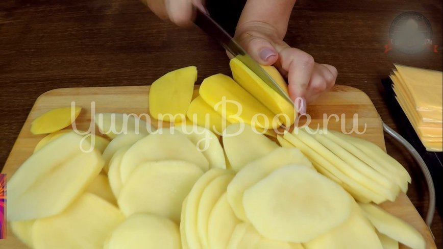Слоеная Картофельная запеканка с ветчиной и сыром - шаг 2