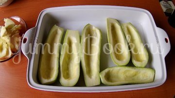 Фаршированные кабачки кус-кусом и мятой - шаг 1
