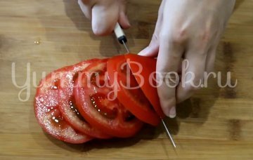 Помидоры с плавленым сырком и чесноком - шаг 1