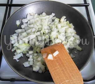 Паштейги из трески с сырным соусом - шаг 7