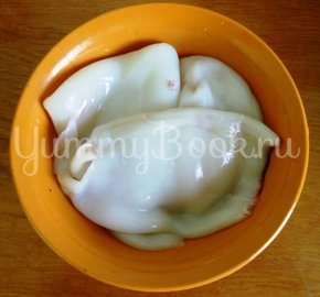Кальмары, тушёные в сметанном соусе - шаг 1