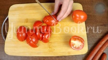 Охотничьи колбаски с картофелем в горшочках по-домашнему - шаг 5