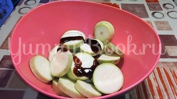Овощи запеченные с куриным филе в духовке - шаг 2