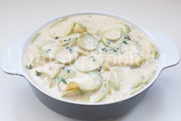 Кассероль из кабачков с плавленым сыром - шаг 9