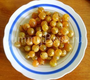 Макрель в крыжовенном соусе - шаг 3