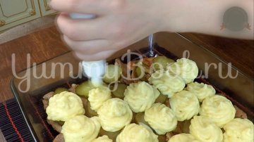Отбивное мясо в соусе под пюре - шаг 12