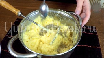 Отбивное мясо в соусе под пюре - шаг 10