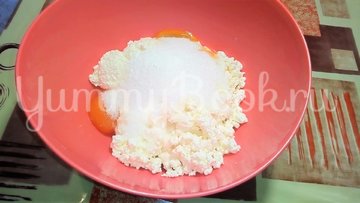 Творожная запеканка с кокосовой стружкой - шаг 1
