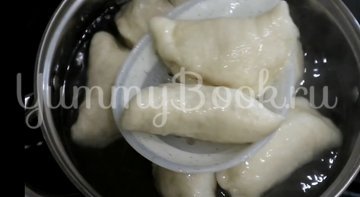 Вареники с капустой на воде и дрожжах - шаг 6