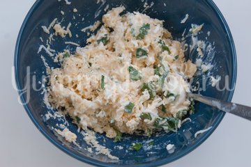 Куриные рулетики в необычном кляре - шаг 4