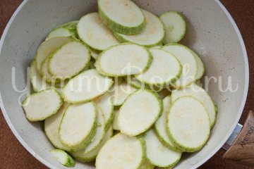 Салат с макаронами и сыром фета - шаг 1