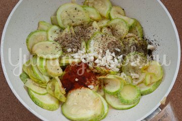 Салат с макаронами и сыром фета - шаг 2