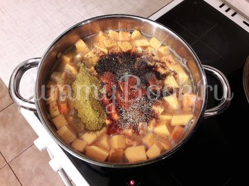 Тыквенно-чечевичный суп с копчёной курицей - шаг 8