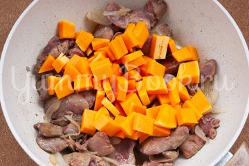 Паштет из куриной печени и тыквы - шаг 3