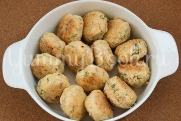 Куриные тефтели с кускусом - шаг 8