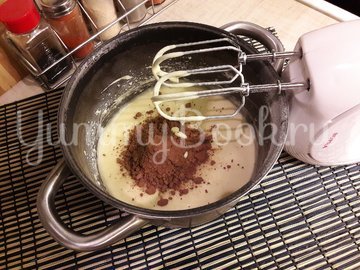 Кексы с начинкой из варёной сгущёнки - шаг 6