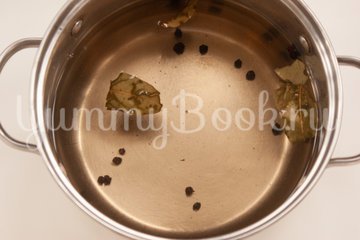 Маринованная скумбрия (сельдь) в масле - шаг 1