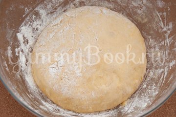 Пончики с клубничным джемом - шаг 6