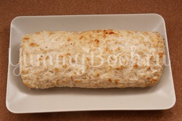 Куриный рулет с сыром и грибами - шаг 7
