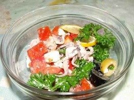 Салат из осминожек