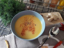 Тыквенный суп-пюре с болгарскими перцами​
