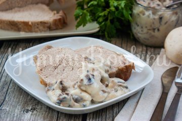 Запеченная свинина под грибным соусом - шаг 8