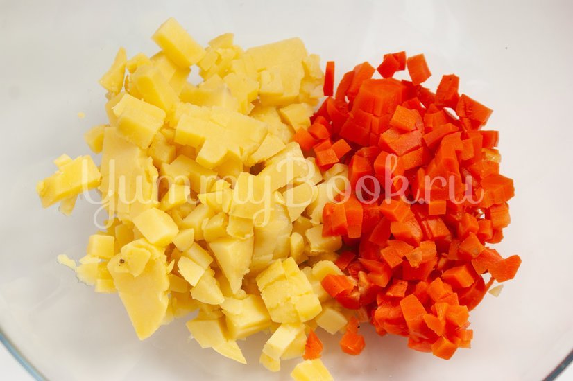 Картофельный салат с креветками - шаг 1