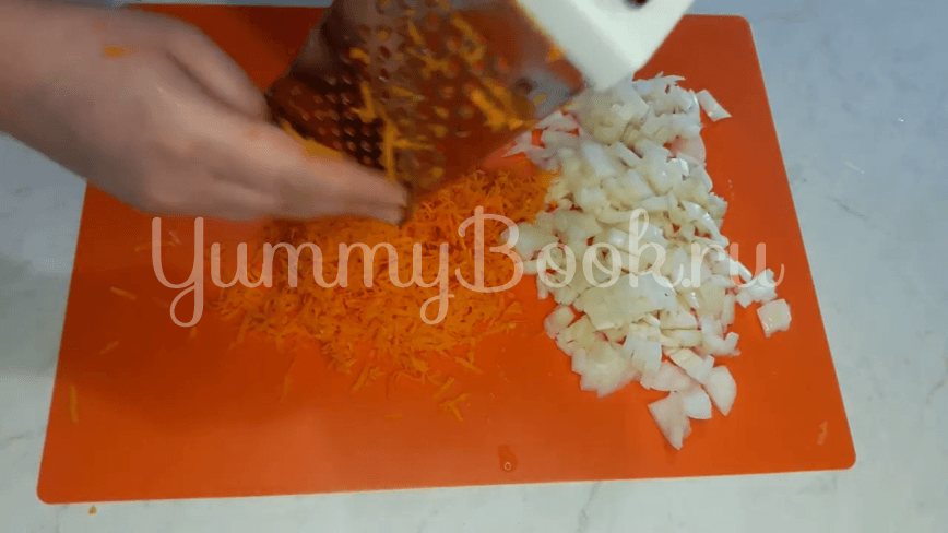 Зеленый борщ с щавелем, яйцами и рисом - шаг 9