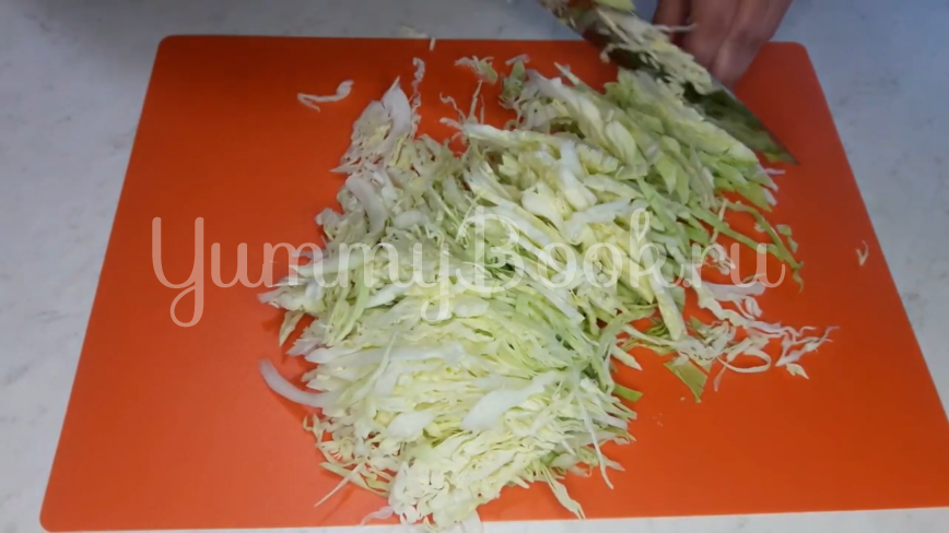 Витаминный салат из капусты - шаг 1