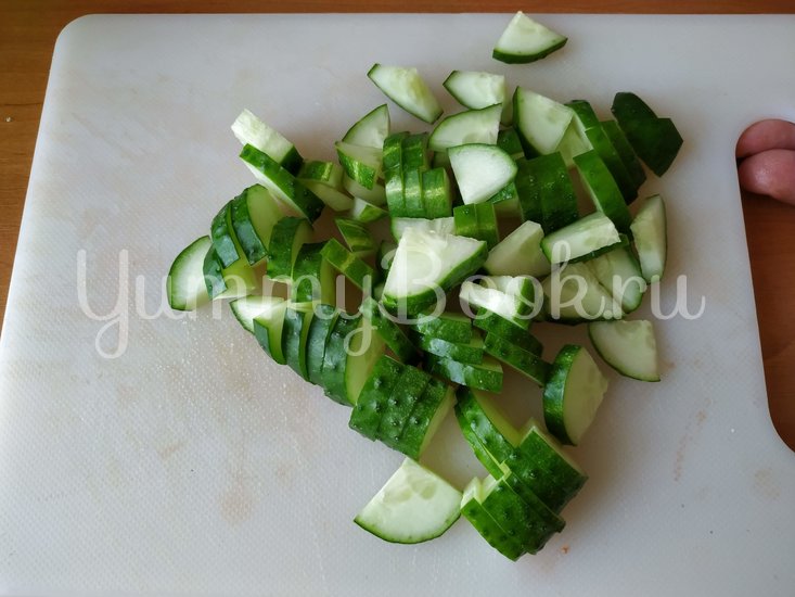 Салат из овощей с пикантной заправкой «Шехерезада» - шаг 4