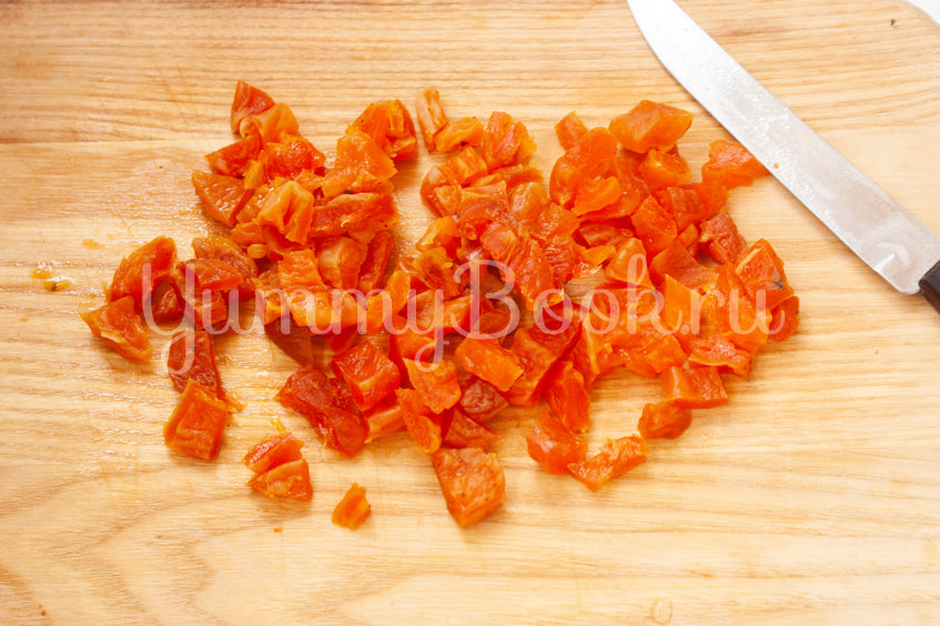 Куриные фрикадельки в томатно-яблочном соусе с курагой - шаг 5