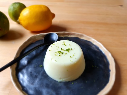 Творожный десерт с лимонным желе