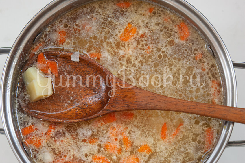 Сырный суп с жареной вермишелью - шаг 3
