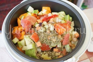 Овощное рагу с мясом в мультиварке - шаг 4