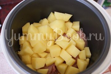 Овощное рагу с мясом в мультиварке - шаг 2