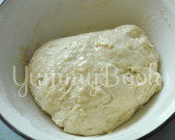 Пирожки с абрикосами - шаг 3