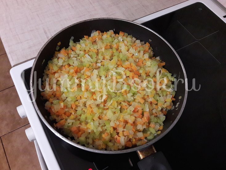 Пряный рис с овощами в сковороде - шаг 5