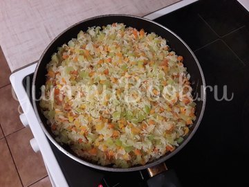 Пряный рис с овощами в сковороде - шаг 6