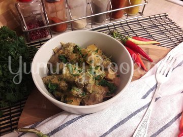 Куриная печень с тыквой в сметанном соусе - шаг 12