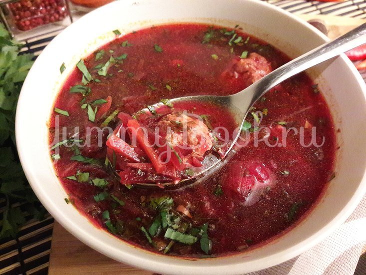 Свекольный суп с куриными фрикадельками - шаг 19
