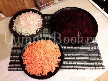 Свекольный суп с куриными фрикадельками - шаг 3
