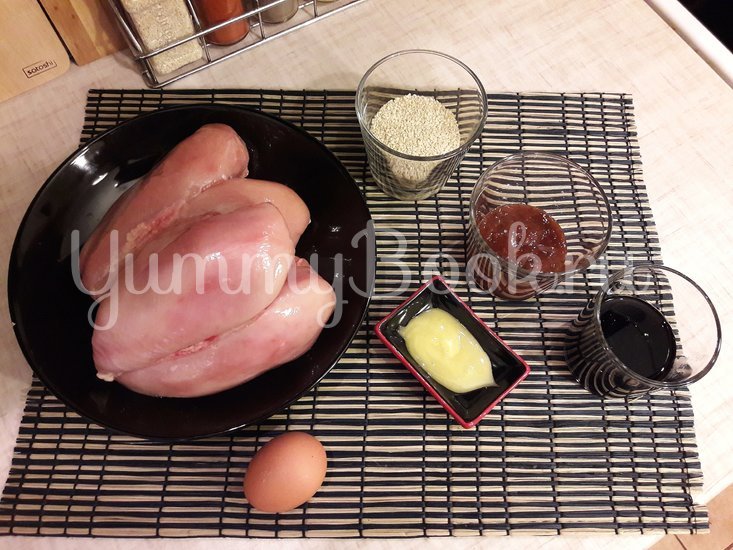 Куриное филе в кунжутной панировке - шаг 1