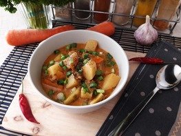 Тушёный в сливках картофель с овощами