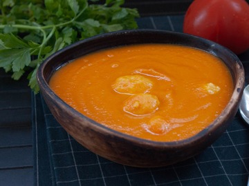 Морковный суп-пюре с фрикадельками