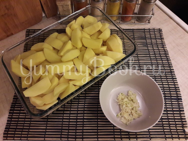 Запечённый картофель в горчично-чесночном соусе - шаг 2